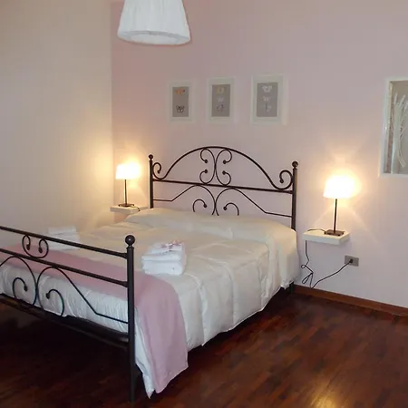 Dai Nonni Bed & Breakfast 3*